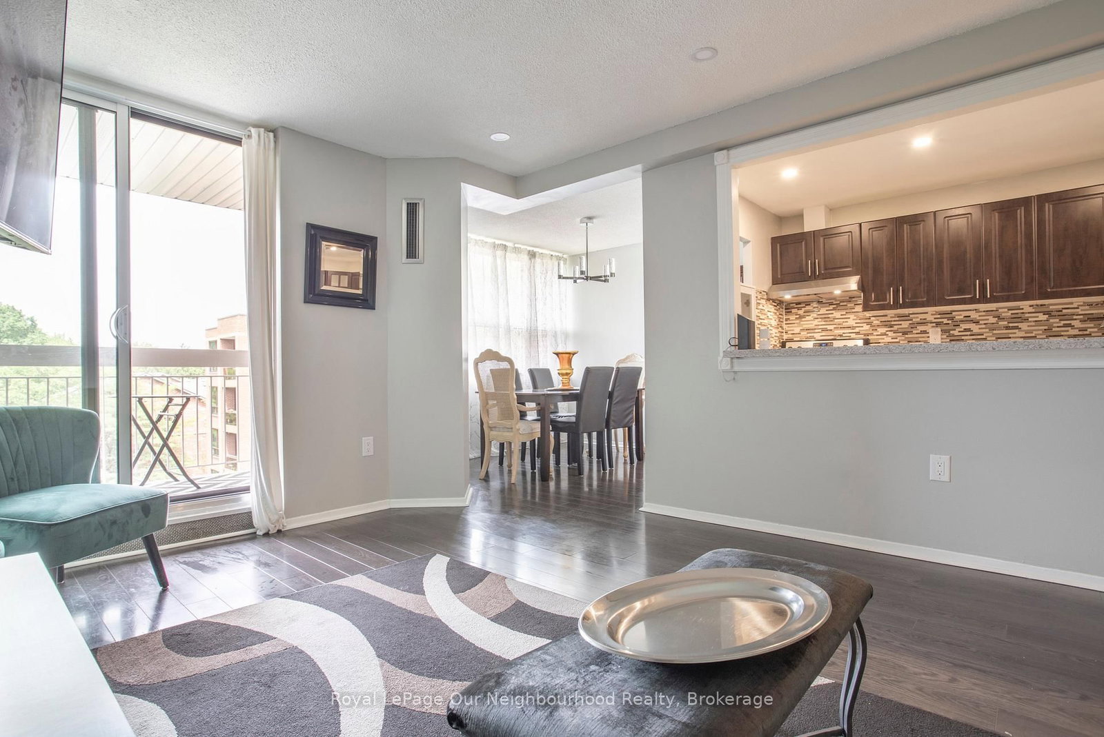 4064 Lawrence Avenue E • #507 • Toronto, ON photo 5