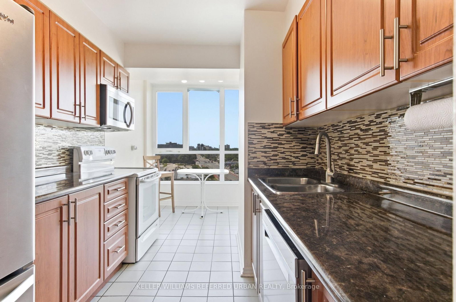 3231 Eglinton Avenue E • #1006B • Toronto, ON photo 7