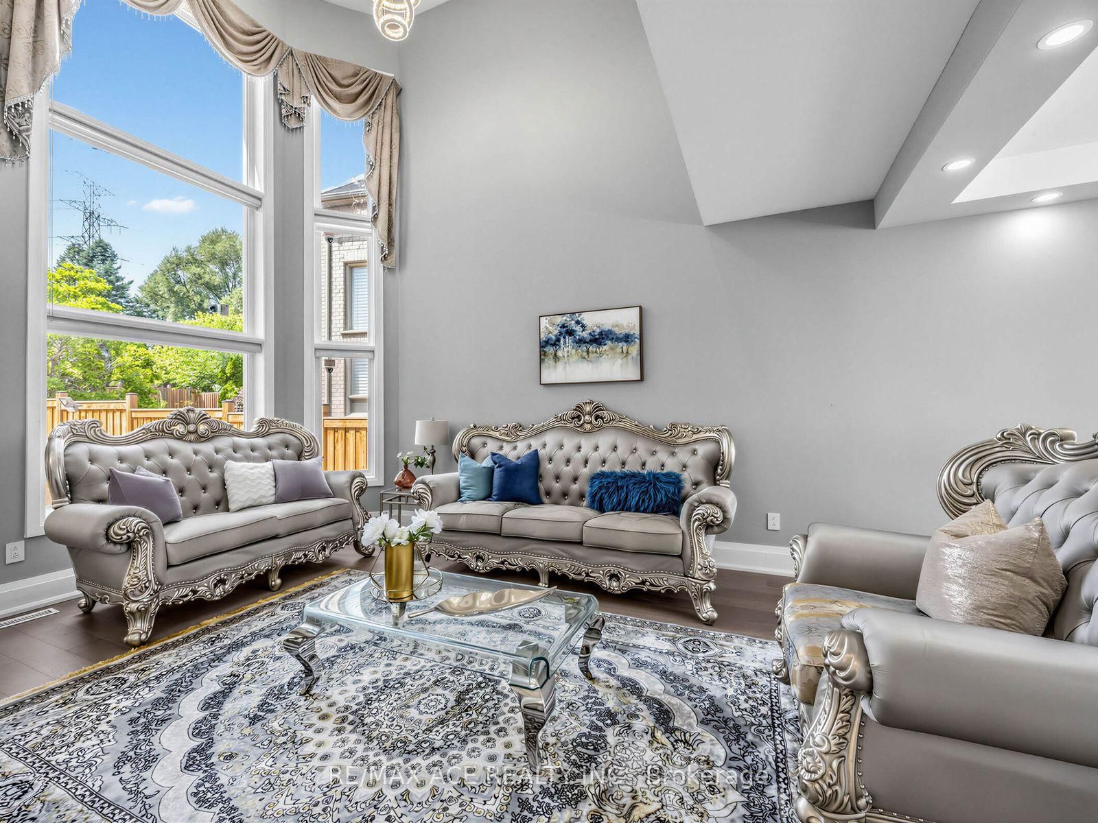 2396 Southcott Road • Pickering, ON photo 11