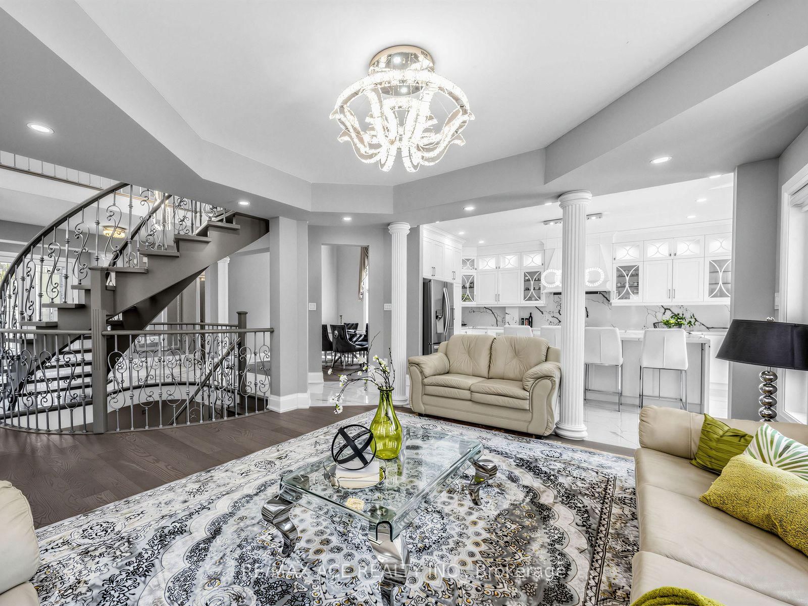 2396 Southcott Road • Pickering, ON photo 17