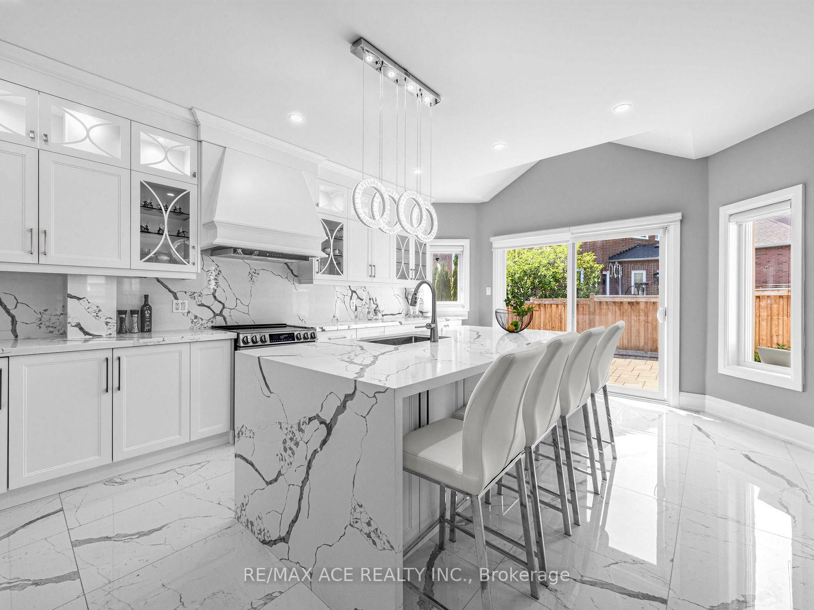 2396 Southcott Road • Pickering, ON photo 18