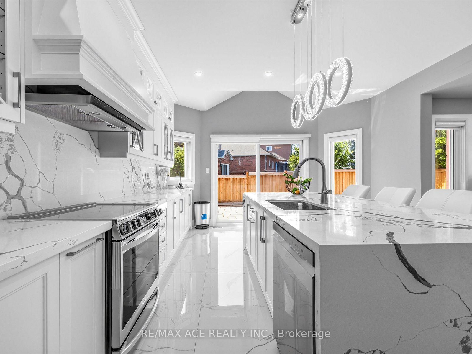 2396 Southcott Road • Pickering, ON photo 19