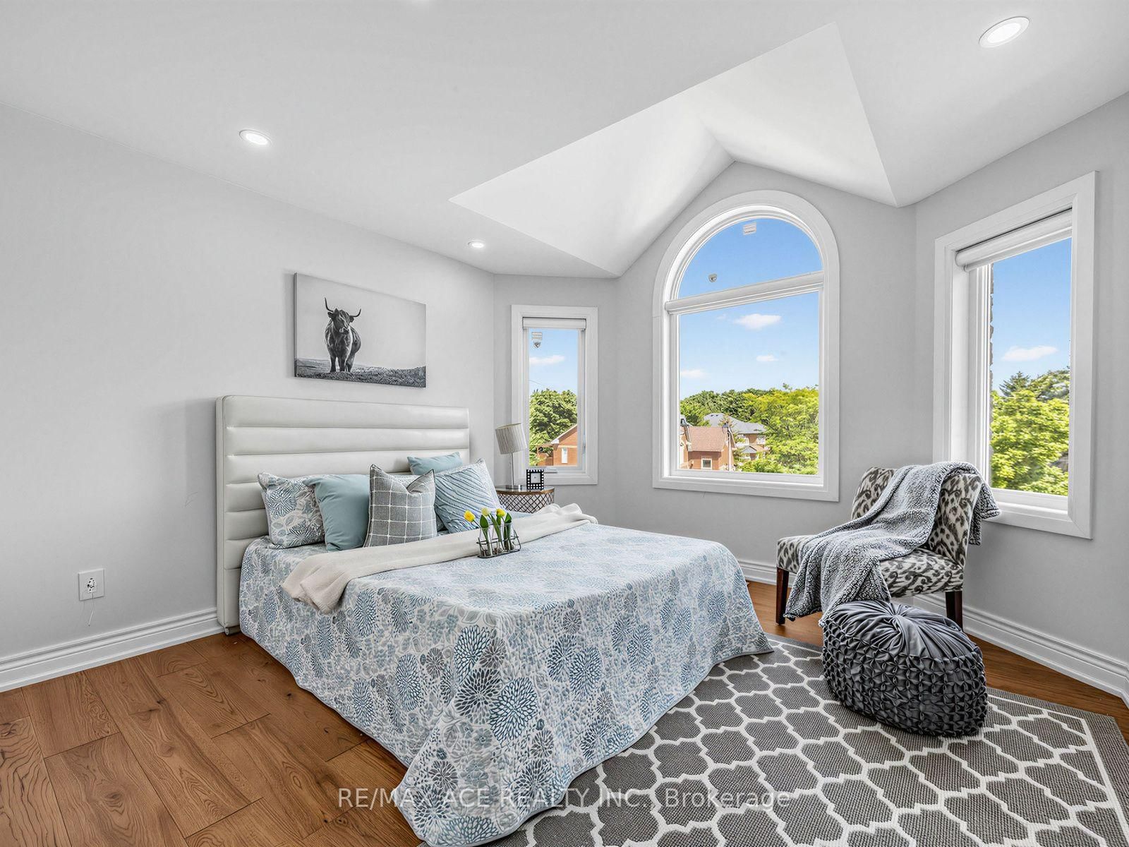 2396 Southcott Road • Pickering, ON photo 31
