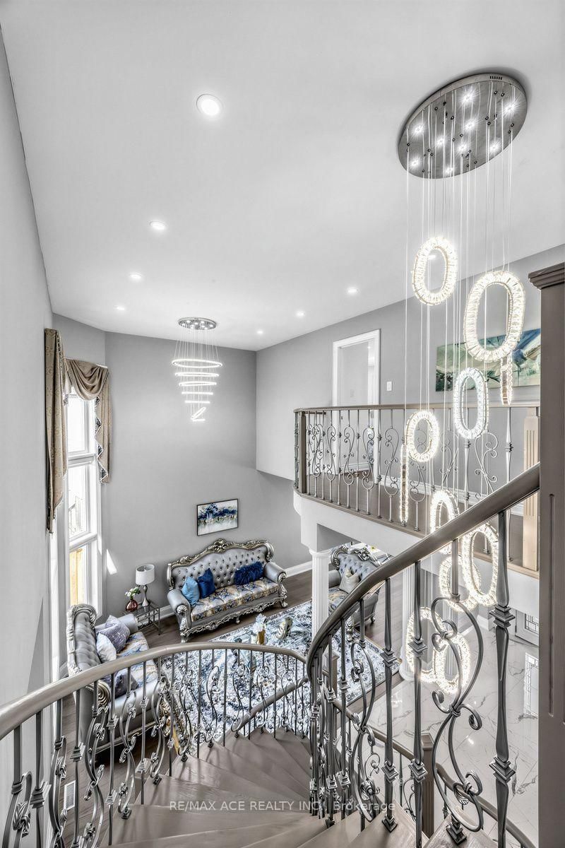 2396 Southcott Road • Pickering, ON photo 34