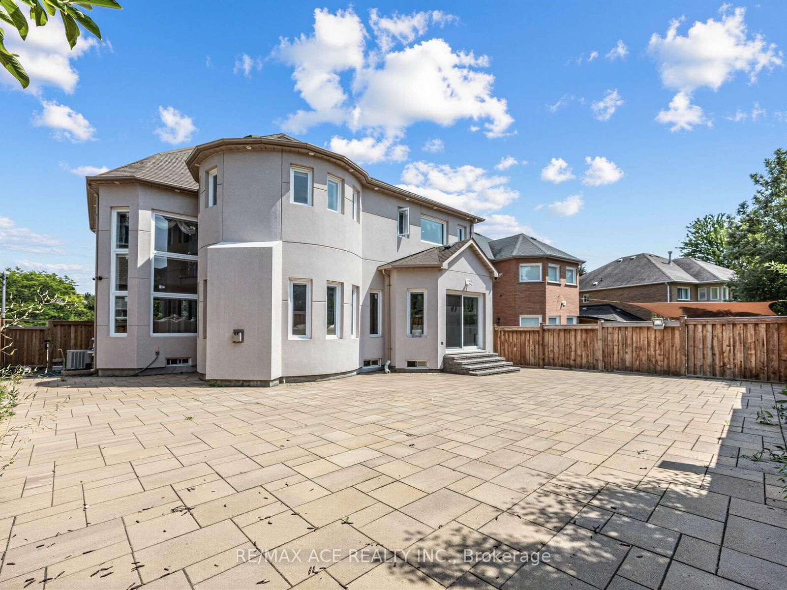 2396 Southcott Road • Pickering, ON photo 48