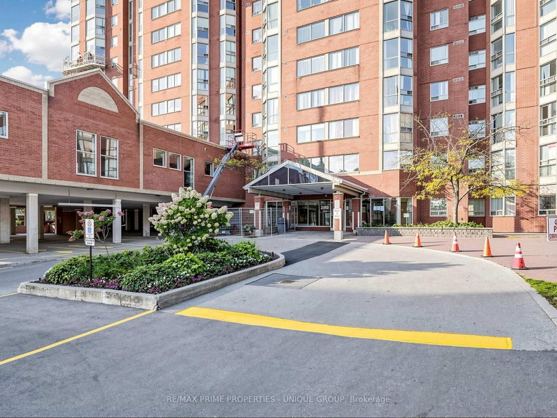 Ph12 - 2460 Eglinton Avenue E