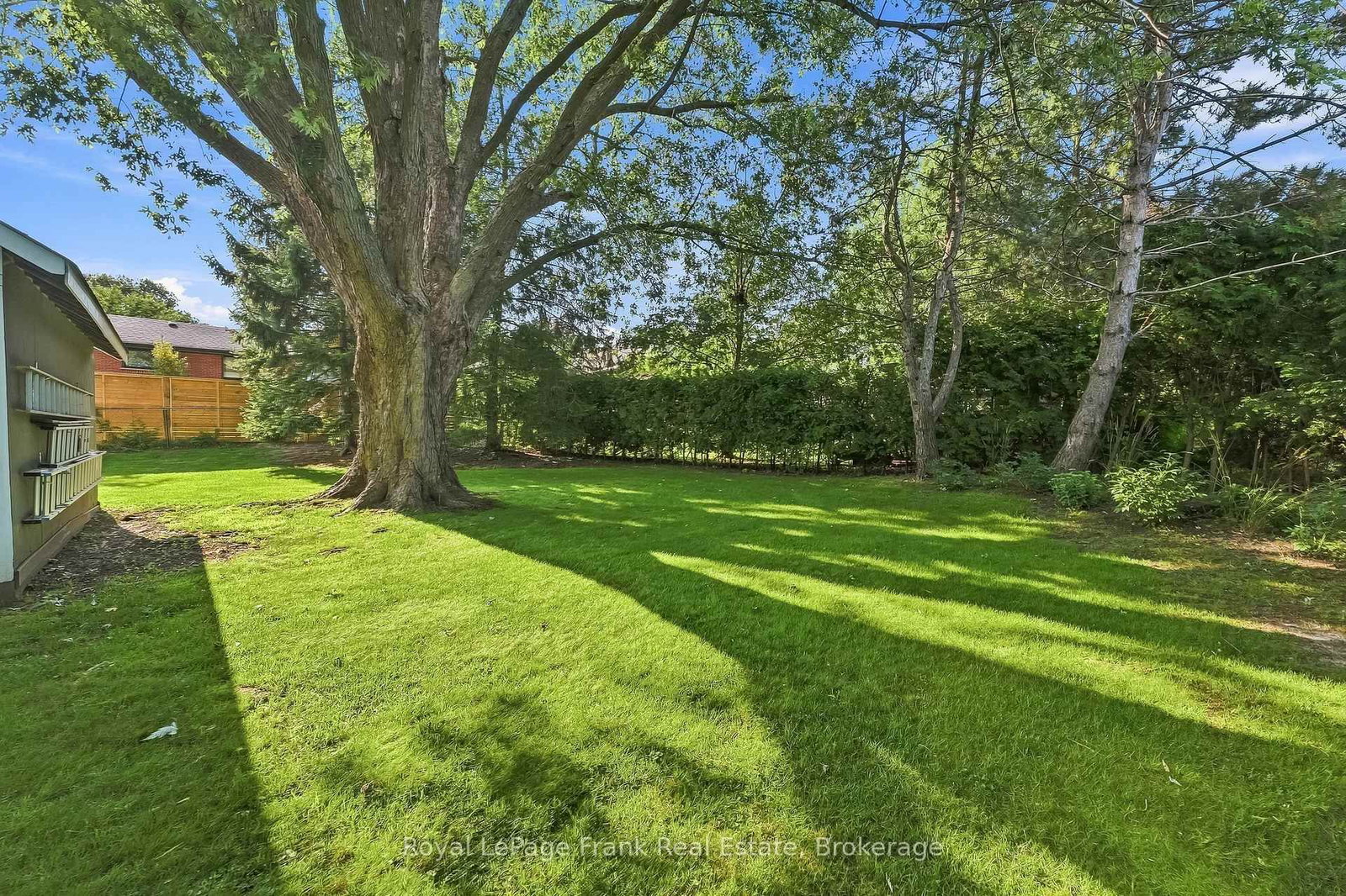 559 Alma Street • Scugog, ON photo 48