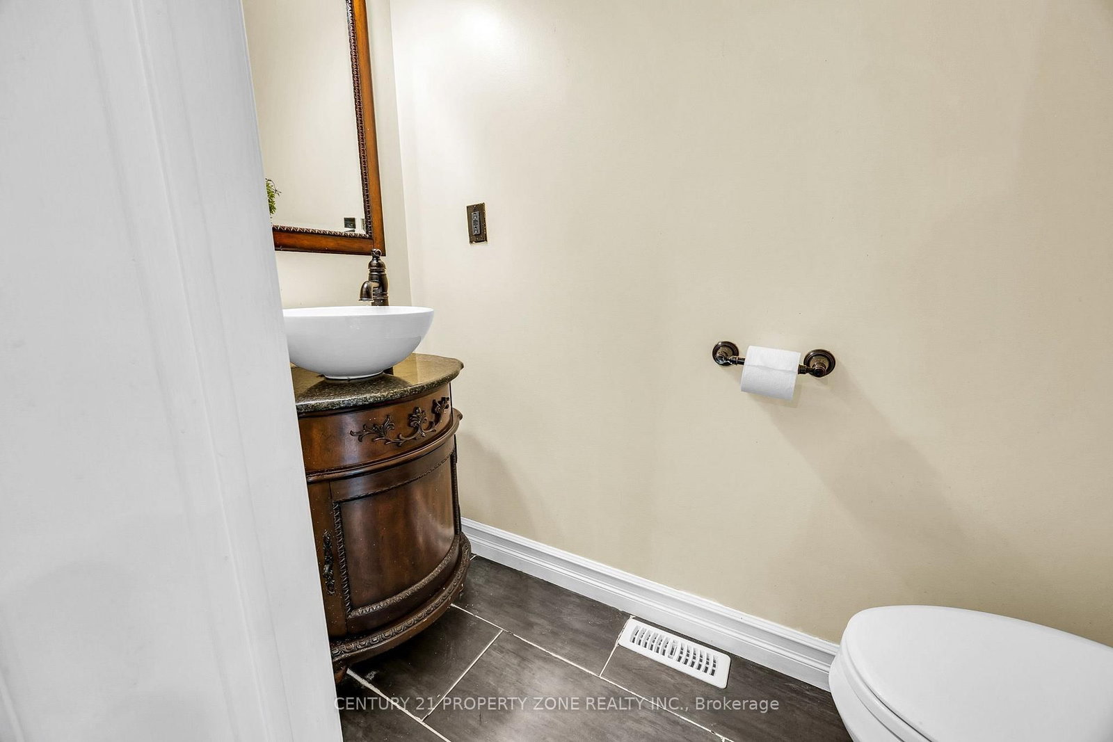 27 Bassett Boulevard • Whitby, ON photo 19