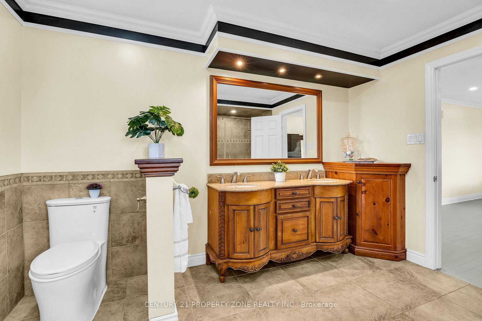 27 Bassett Boulevard • Whitby, ON photo 25