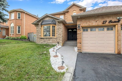 27 Bassett Boulevard • Whitby, ON photo 3