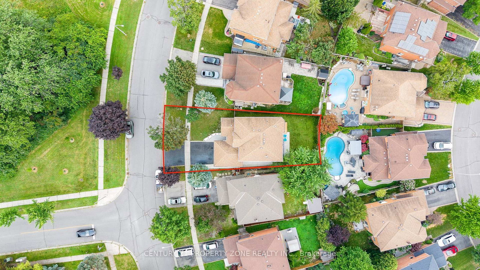 27 Bassett Boulevard • Whitby, ON photo 39
