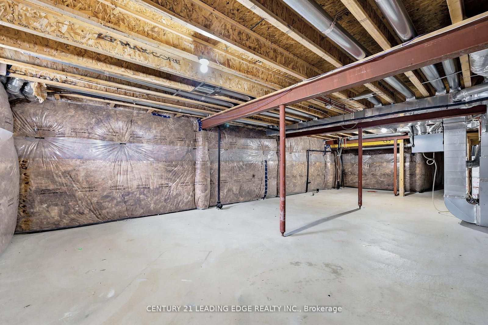 27 Christine Elliott Avenue • Whitby, ON photo 37