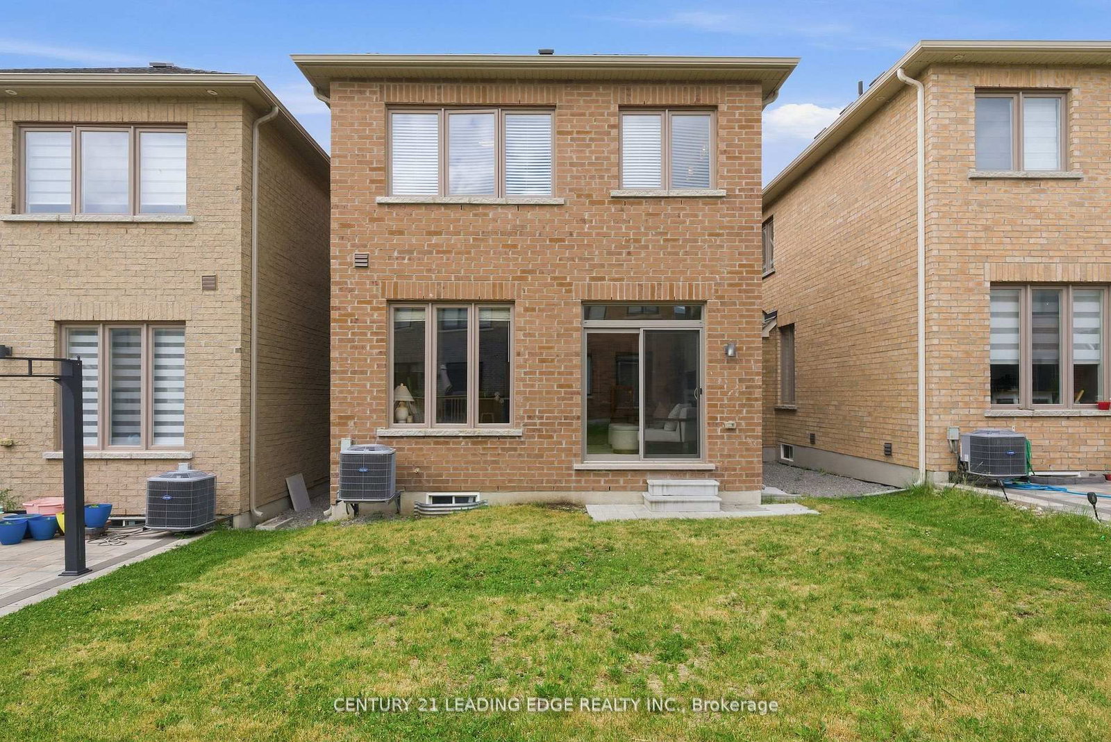 27 Christine Elliott Avenue • Whitby, ON photo 39