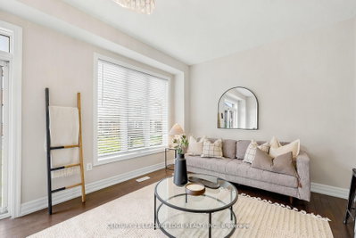 27 Christine Elliott Avenue • Whitby, ON photo 8