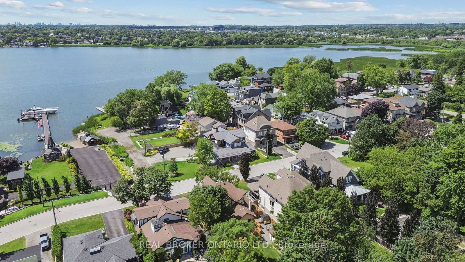 695 Front Road • Pickering, ON photo 43
