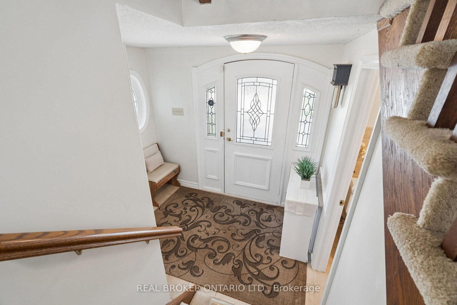 695 Front Road • Pickering, ON photo 8