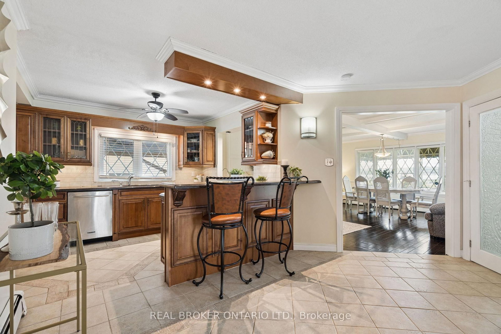 695 Front Road • Pickering, ON photo 9