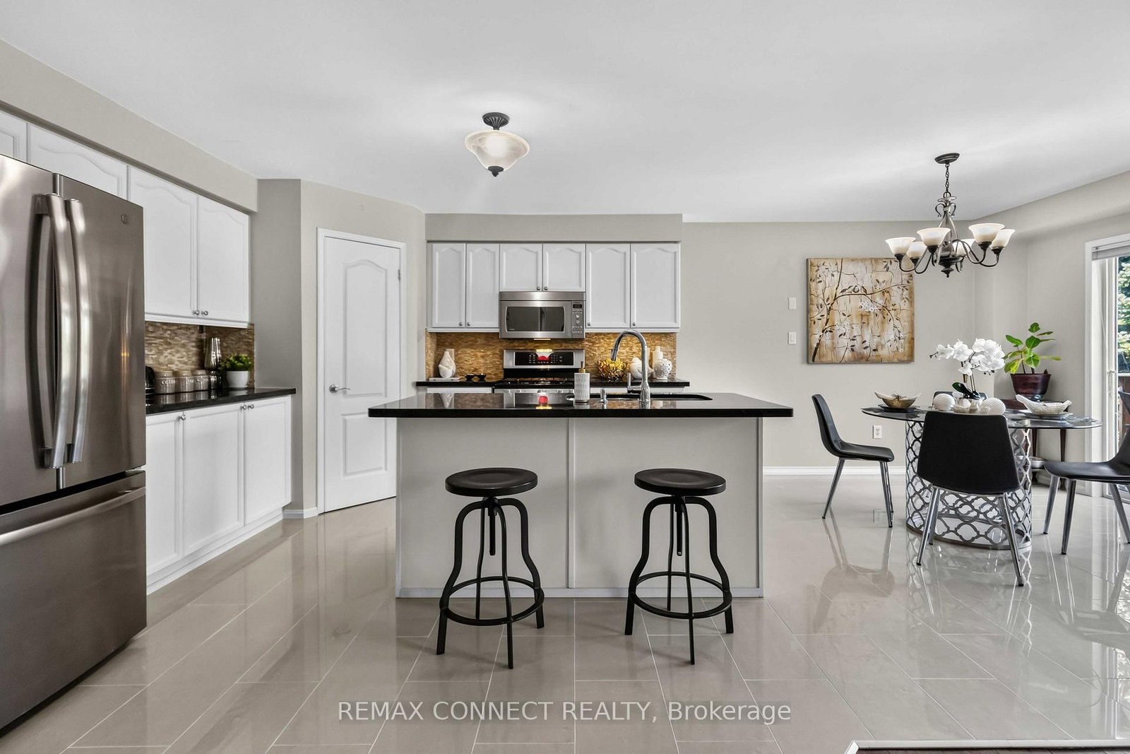 72 Warwick Avenue • Ajax, ON photo 11