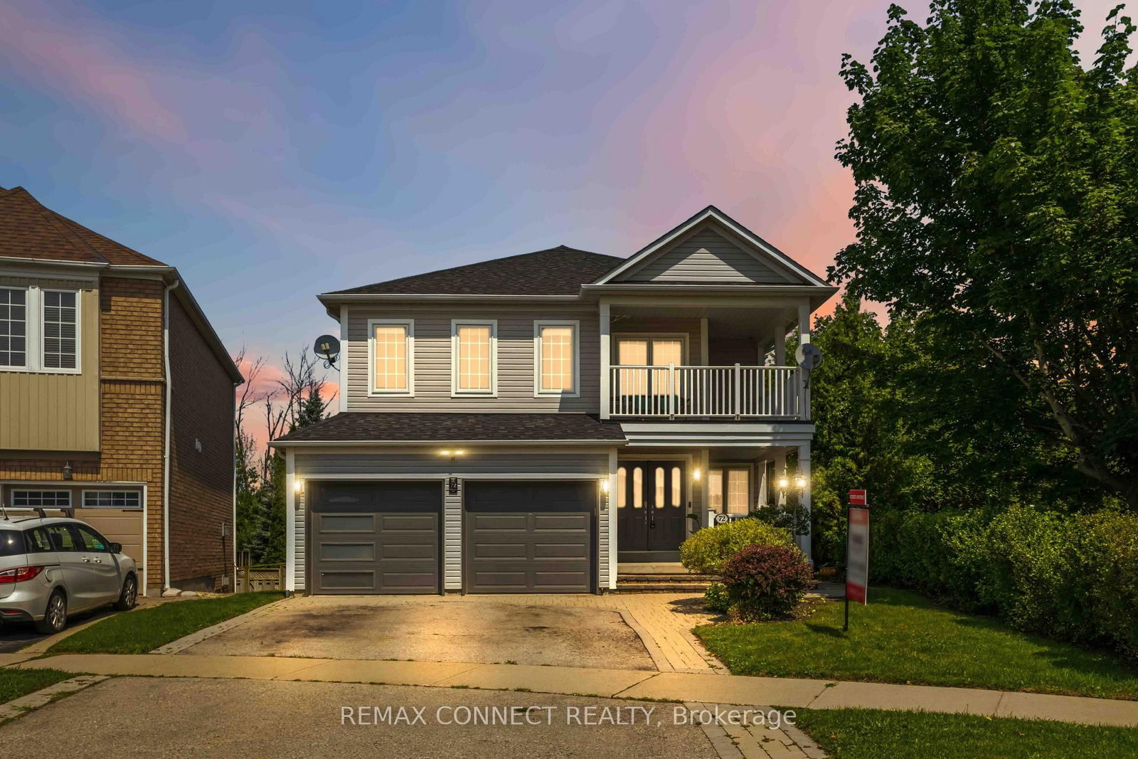 72 Warwick Avenue • Ajax, ON photo 2