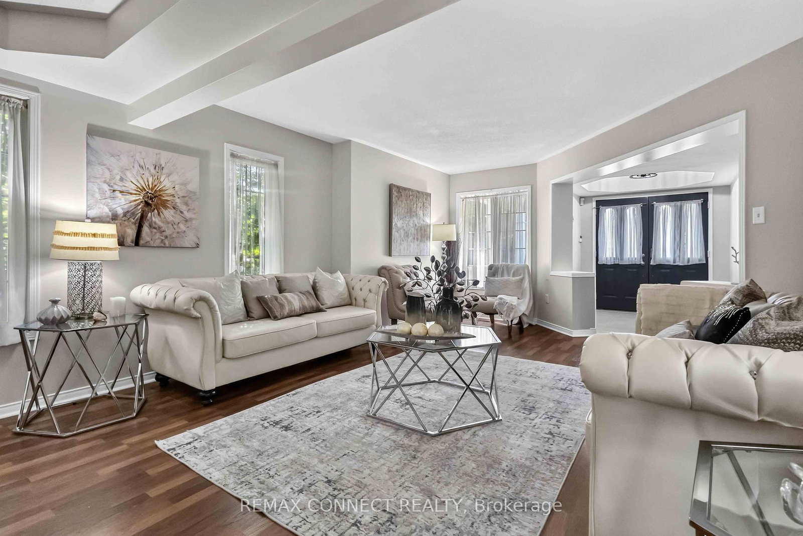 72 Warwick Avenue • Ajax, ON photo 3