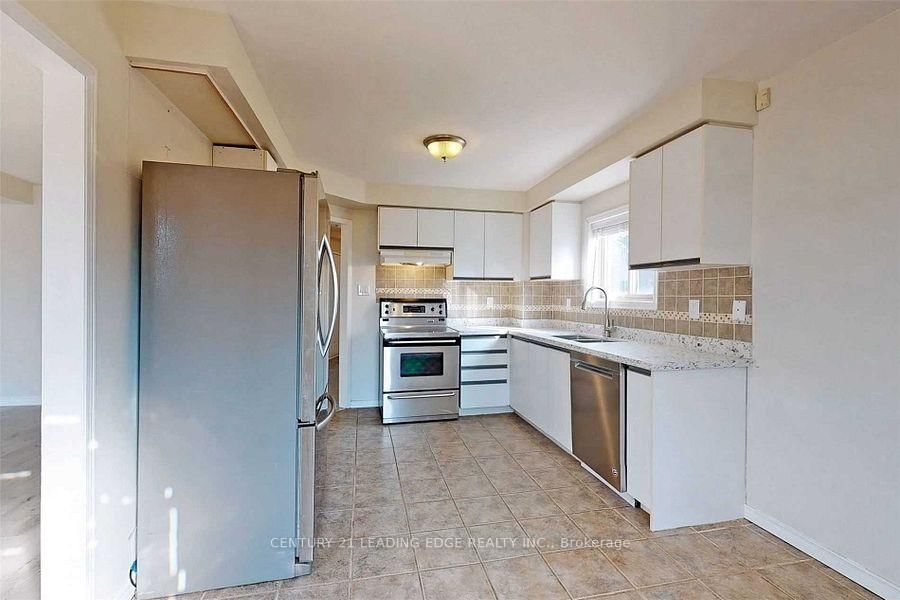 1566 Fieldgate Drive • Oshawa, ON photo 10
