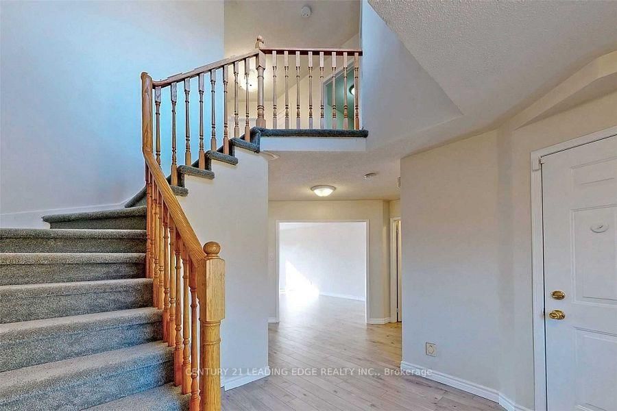 1566 Fieldgate Drive • Oshawa, ON photo 14