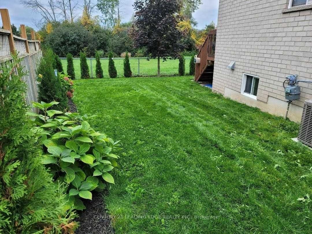 1566 Fieldgate Drive • Oshawa, ON photo 31