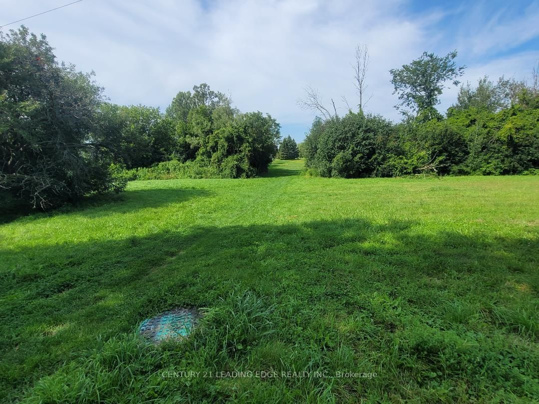 1566 Fieldgate Drive • Oshawa, ON photo 37