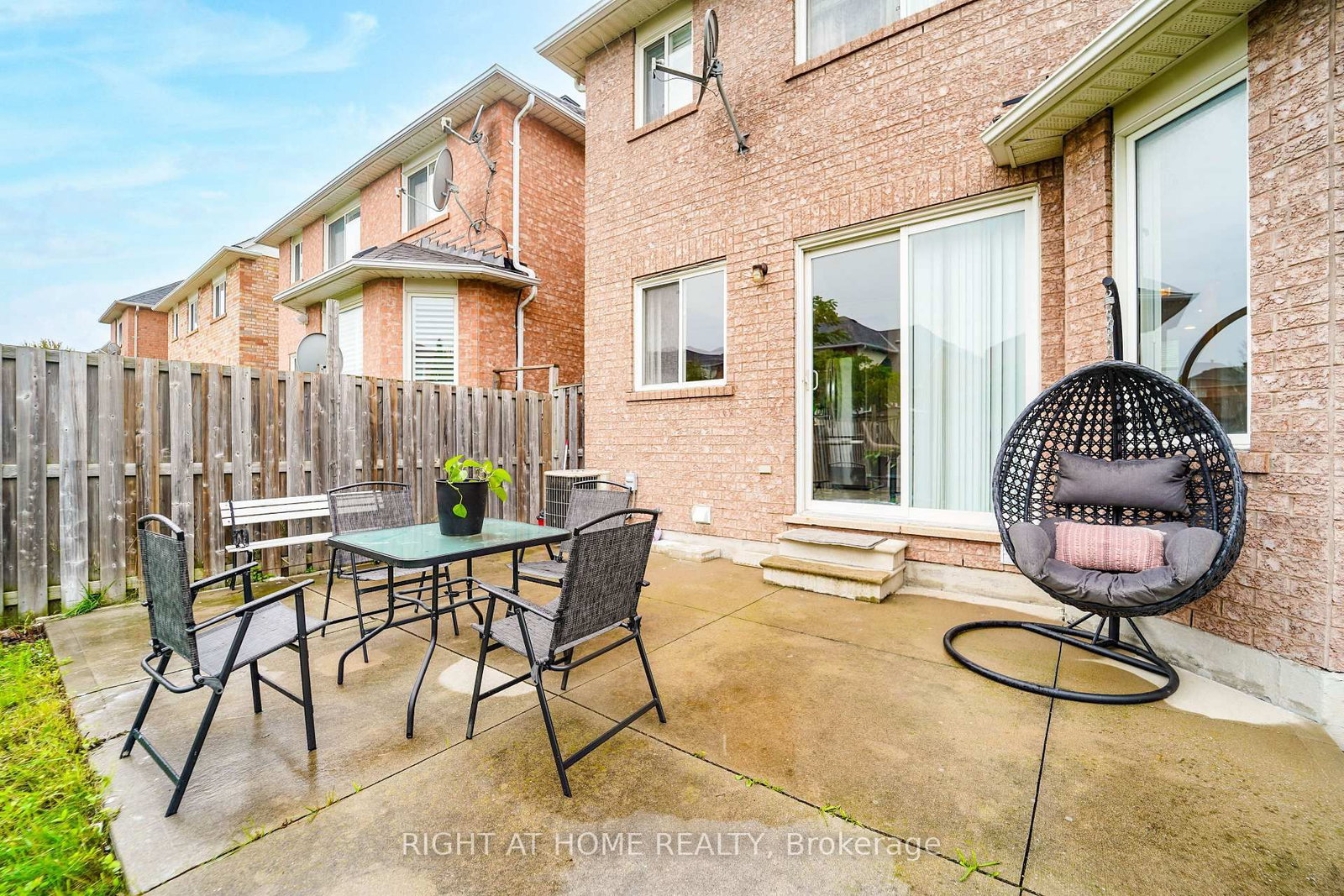 180 Raponi Circle • Toronto, ON photo 48
