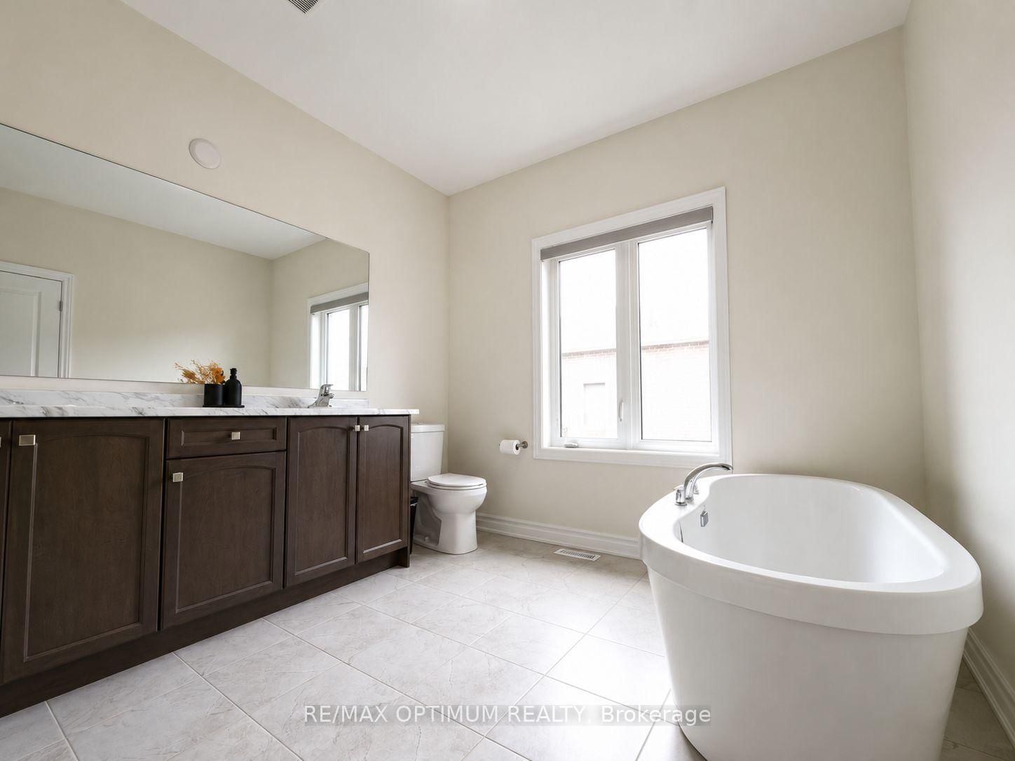 3 Armilia Place • Whitby, ON photo 20