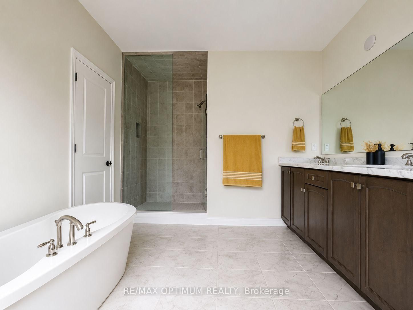 3 Armilia Place • Whitby, ON photo 21