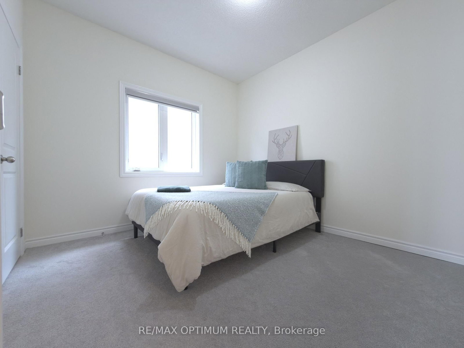 3 Armilia Place • Whitby, ON photo 24