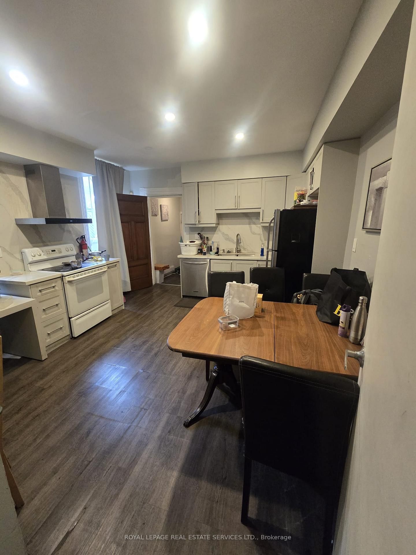 753 Gerrard Street E • #2 • Toronto, ON photo 8