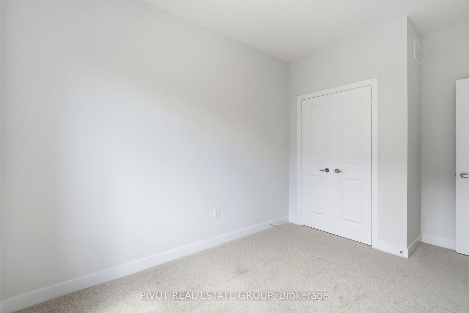 20 Observatory Way • Whitby, ON photo 28