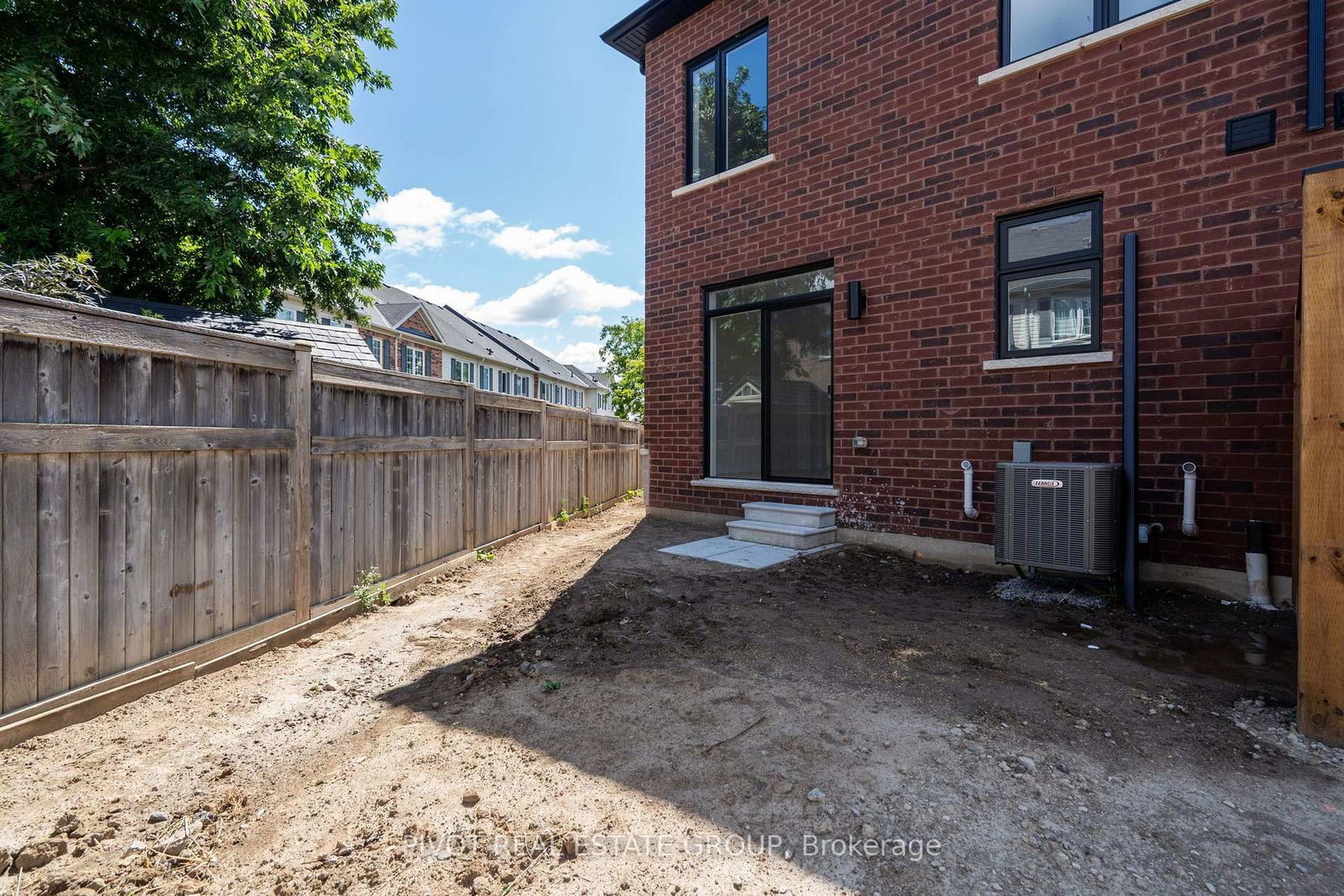 20 Observatory Way • Whitby, ON photo 39