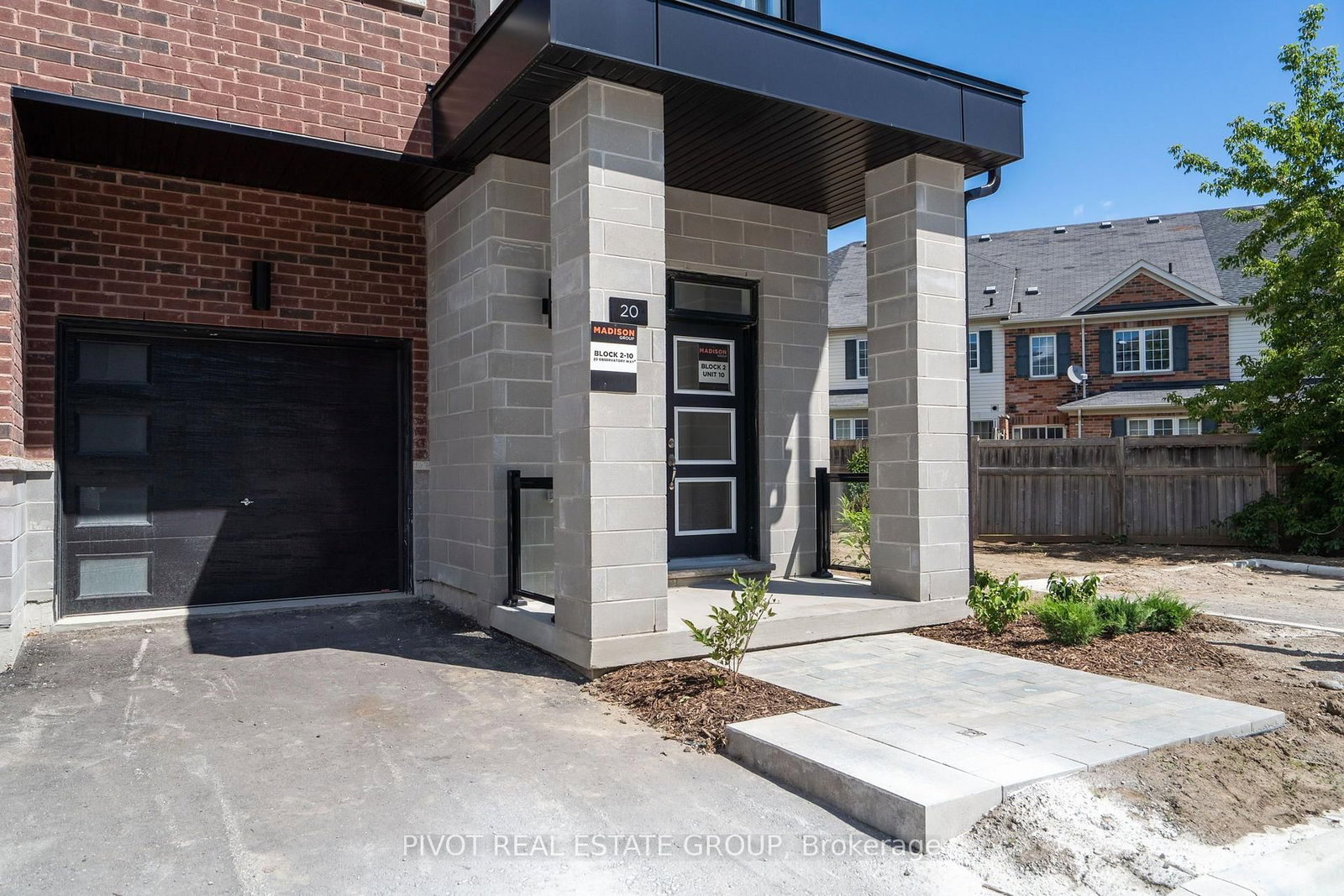 20 Observatory Way • Whitby, ON photo 4