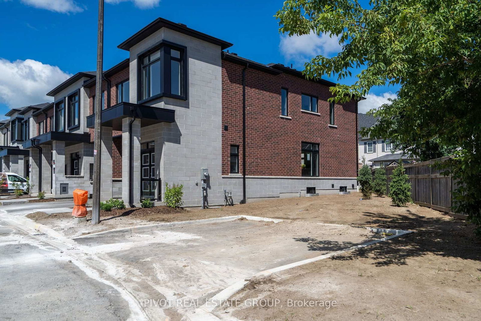 20 Observatory Way • Whitby, ON photo 42