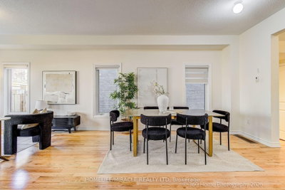 2528 Athena Path • Pickering, ON photo 2