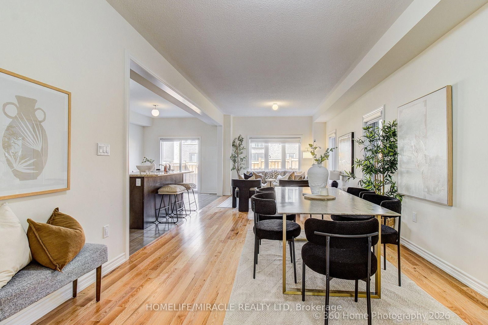 2528 Athena Path • Pickering, ON photo 8
