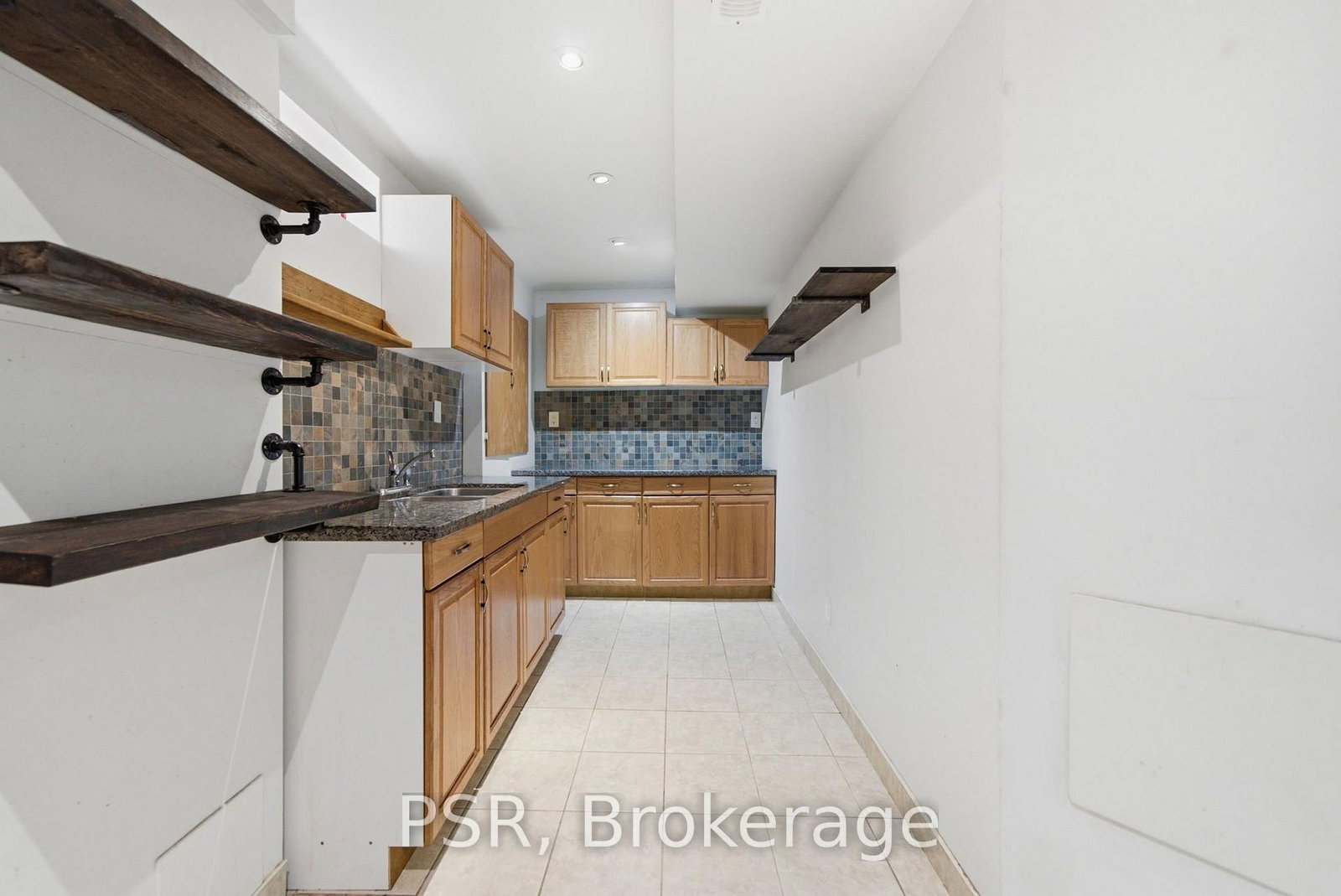 774 Mccue Drive • Oshawa, ON photo 18