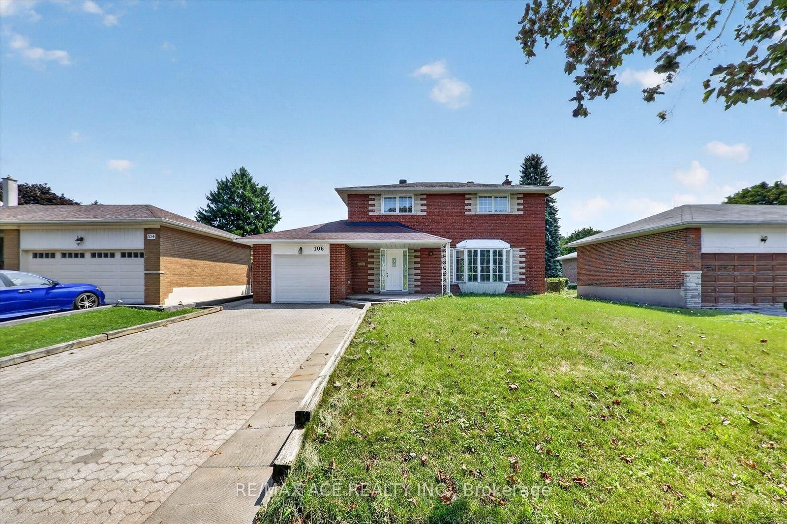 106 Portico Drive • Toronto, ON photo 2