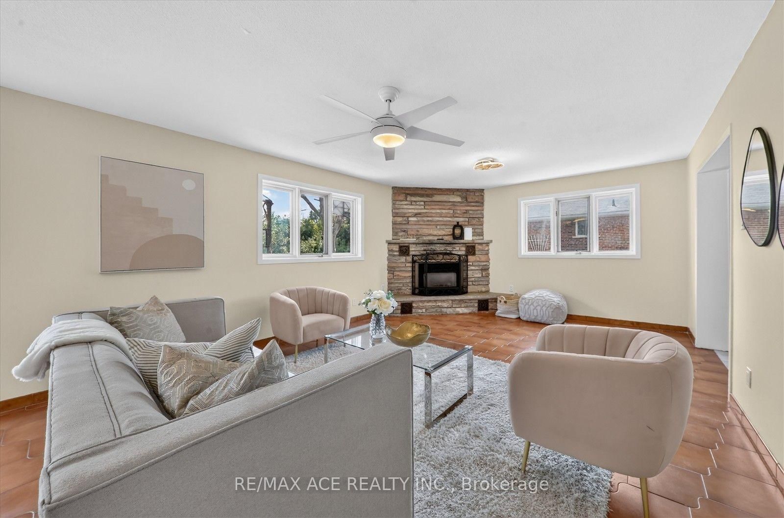 106 Portico Drive • Toronto, ON photo 21
