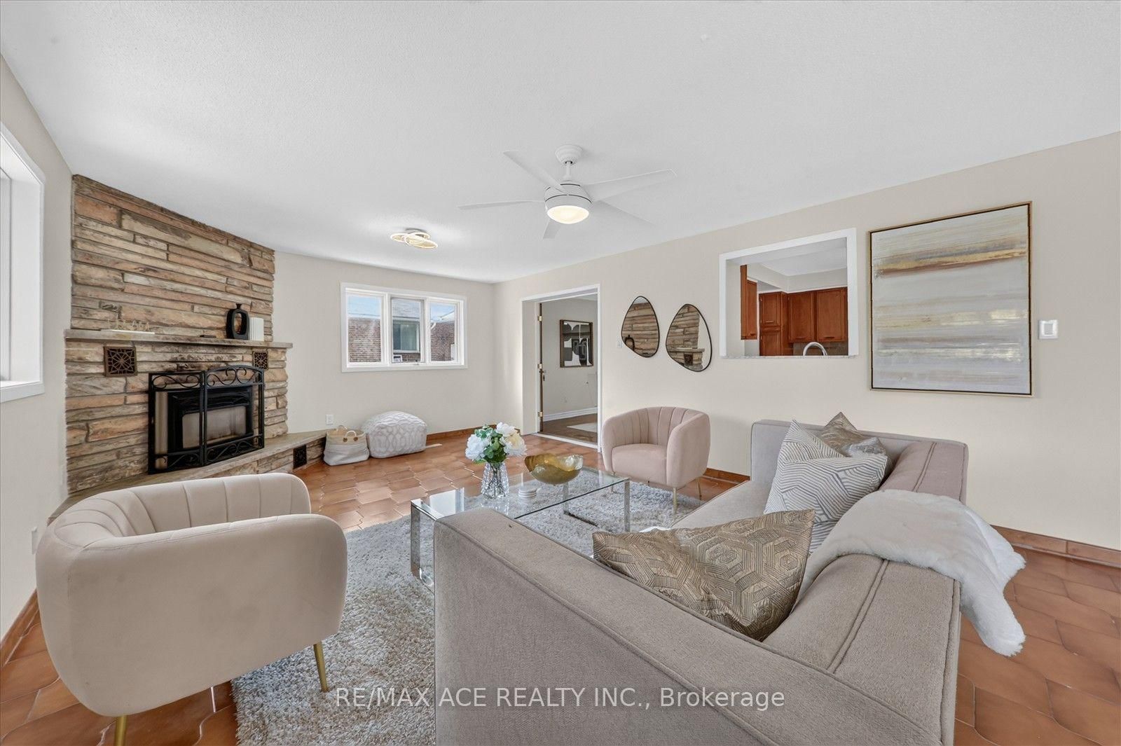 106 Portico Drive • Toronto, ON photo 22