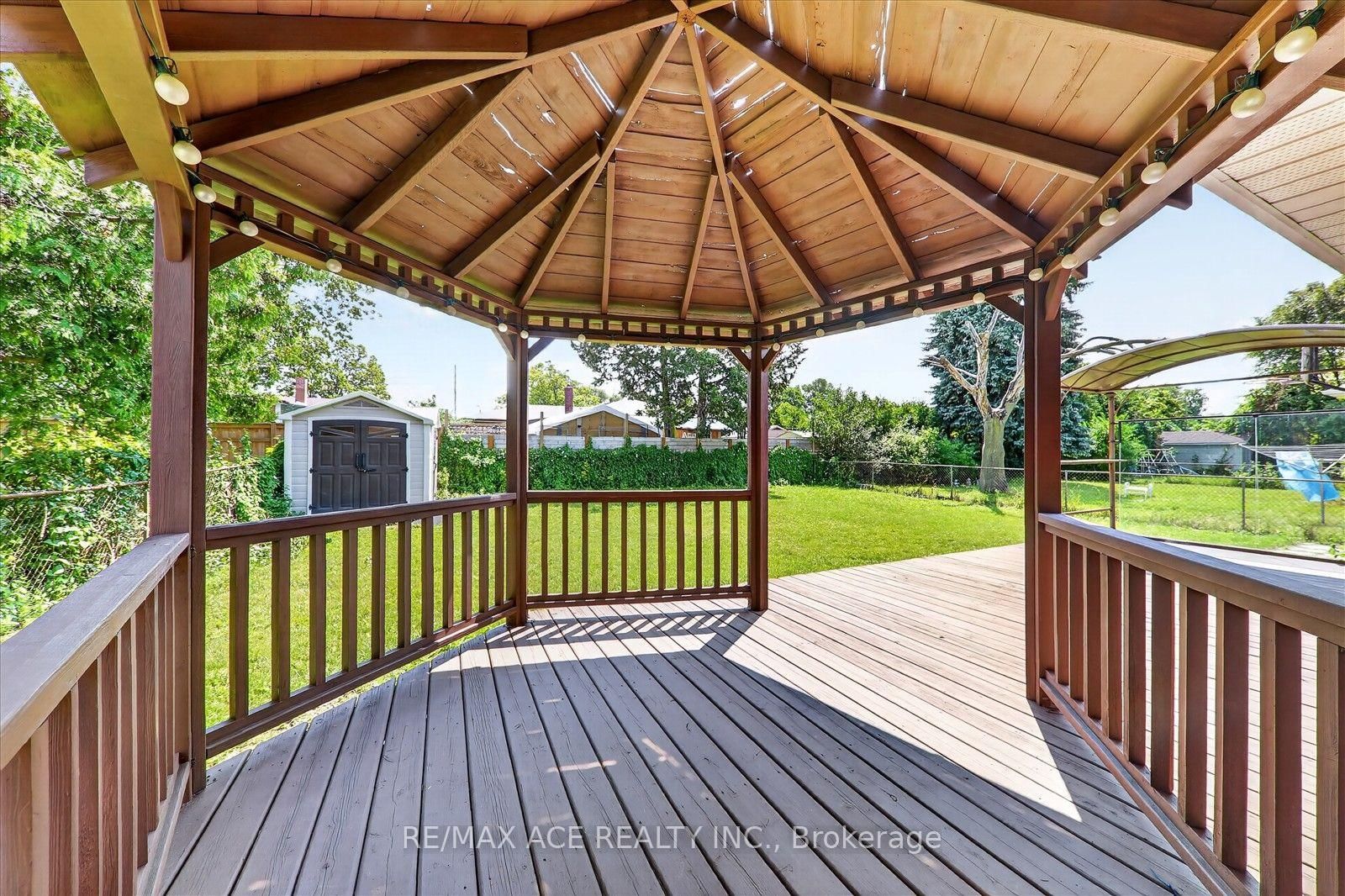 106 Portico Drive • Toronto, ON photo 42