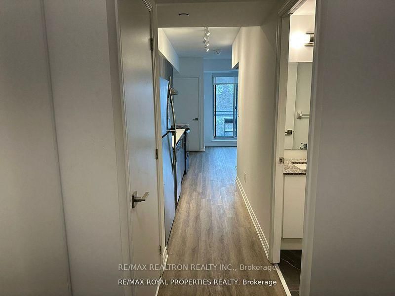 410 - 1 Falaise Road