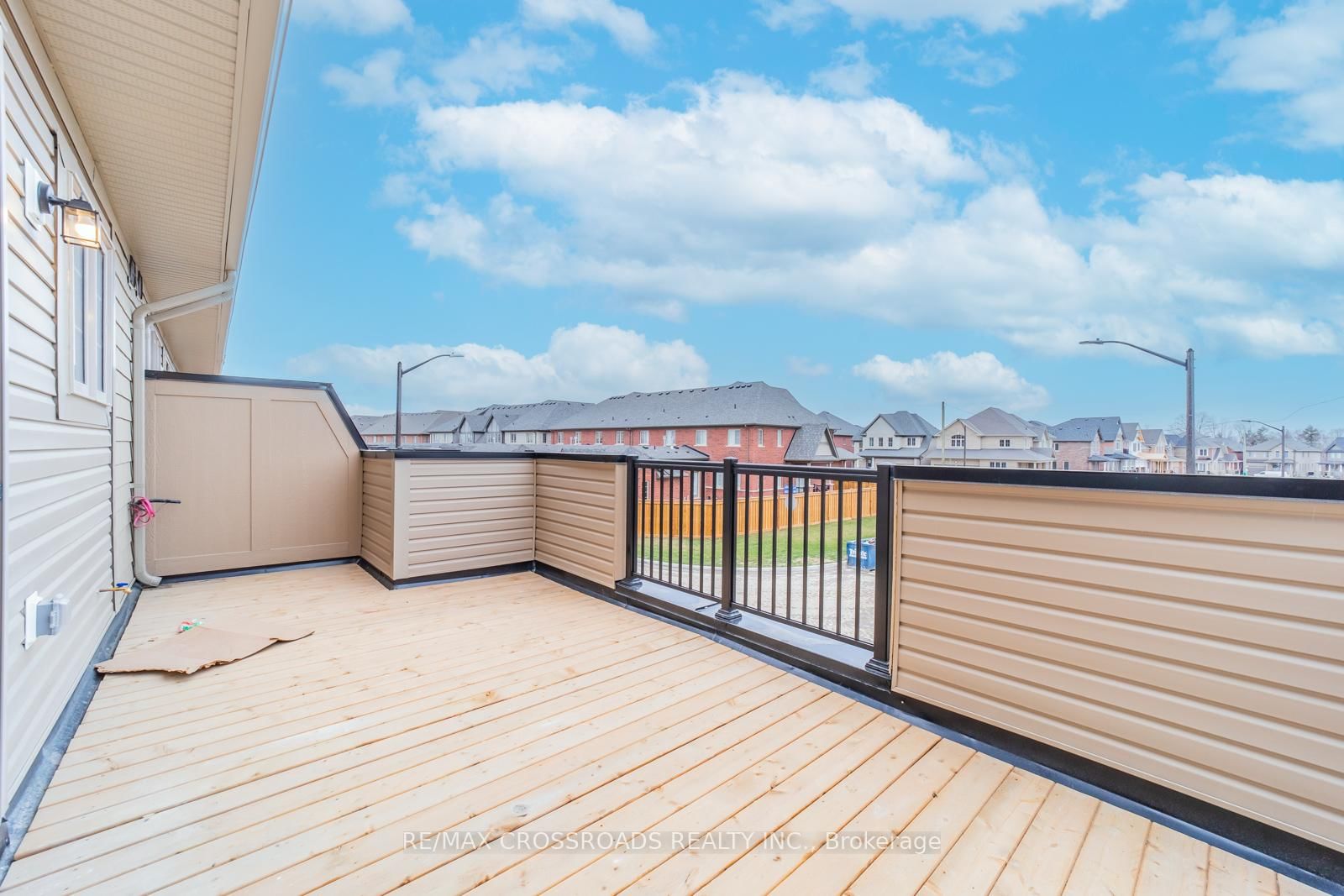 332 Coronation Road • Whitby, ON photo 13