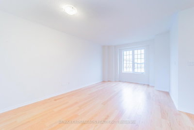 332 Coronation Road • Whitby, ON photo 8