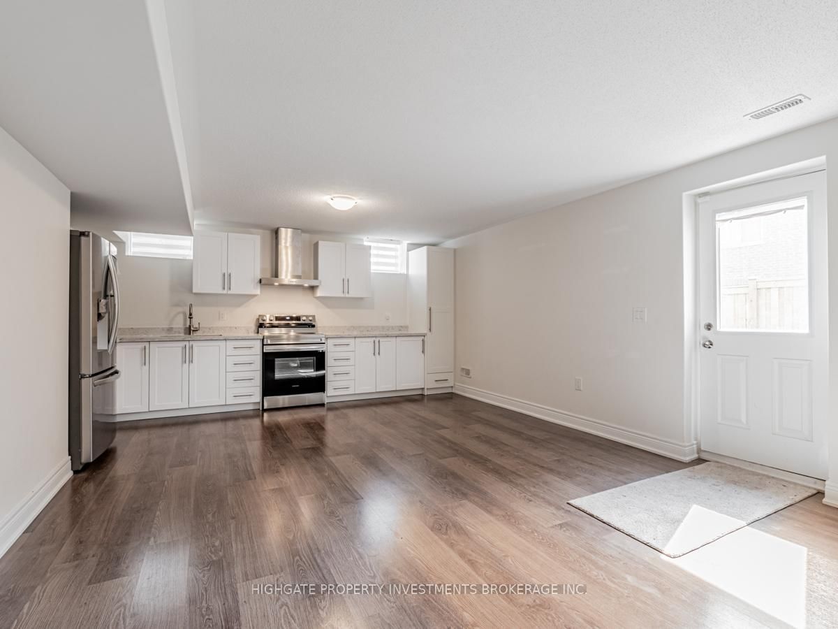 Bsmt - 1055 Purus Path, Pickering 4