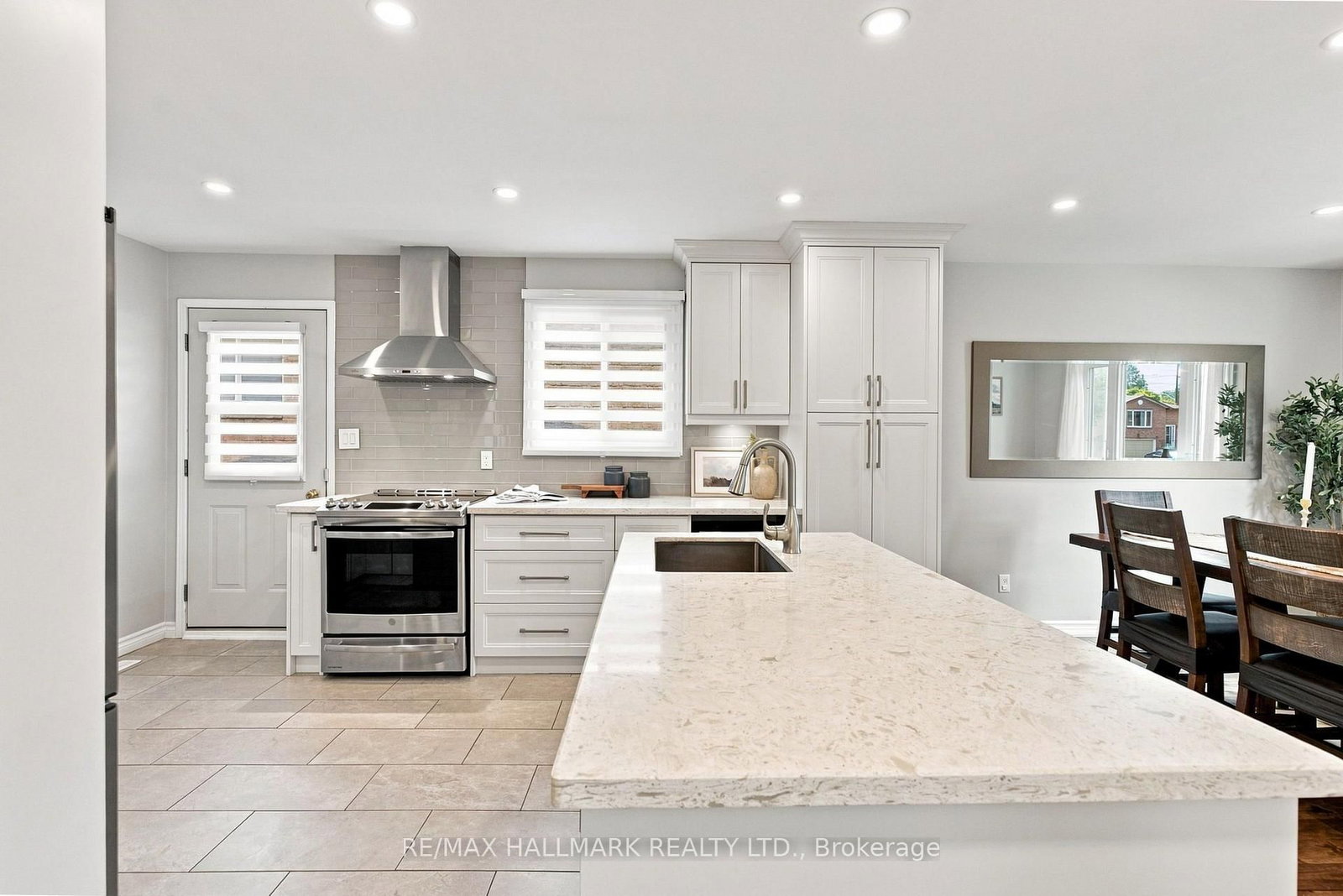 35 Downham Drive • Clarington, ON photo 14