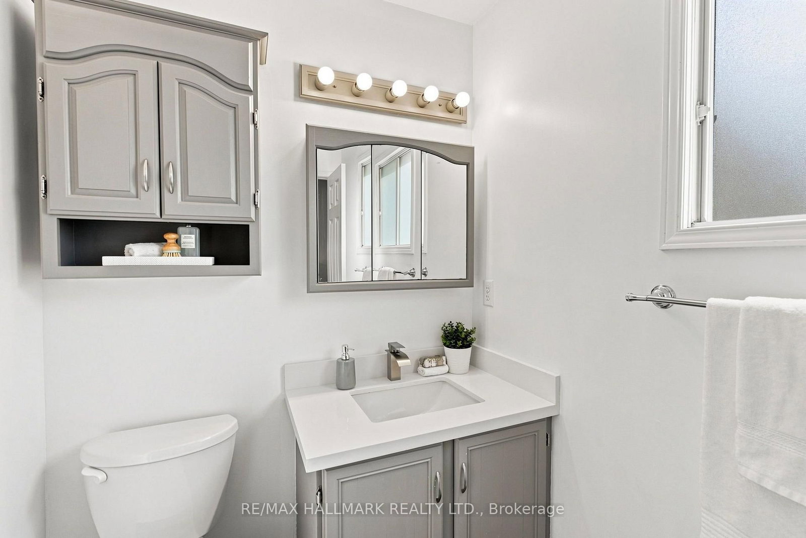 35 Downham Drive • Clarington, ON photo 26